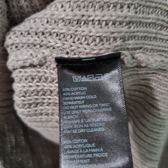 Urban Outfitters Gray Cropped Crew Neck Sweater XS - Picture 7 of 8